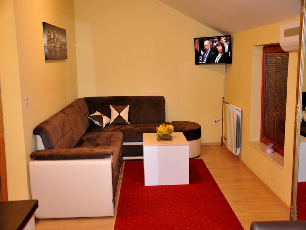 Hotel Arizona Sarajevo Lukavica Δωμάτιο φωτογραφία