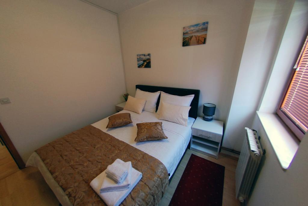 Hotel Arizona Sarajevo Lukavica Εξωτερικό φωτογραφία