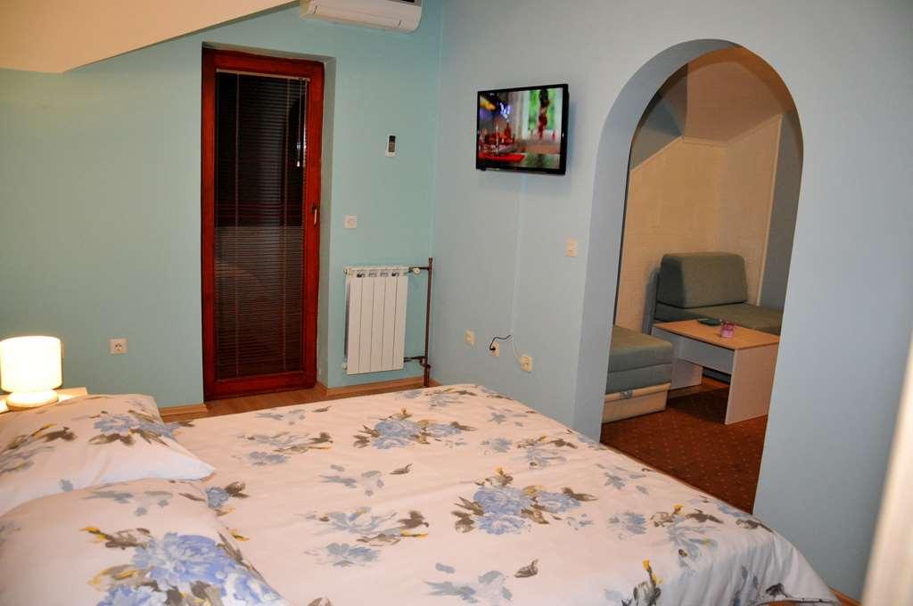 Hotel Arizona Sarajevo Lukavica Δωμάτιο φωτογραφία